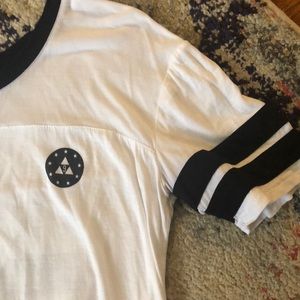 Short sleeve graphic tee